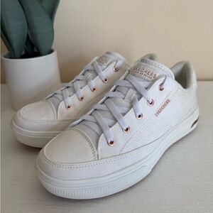 Skechers ArchFit White Canvas w/Copper Details Wide Casual Platform Sneakers